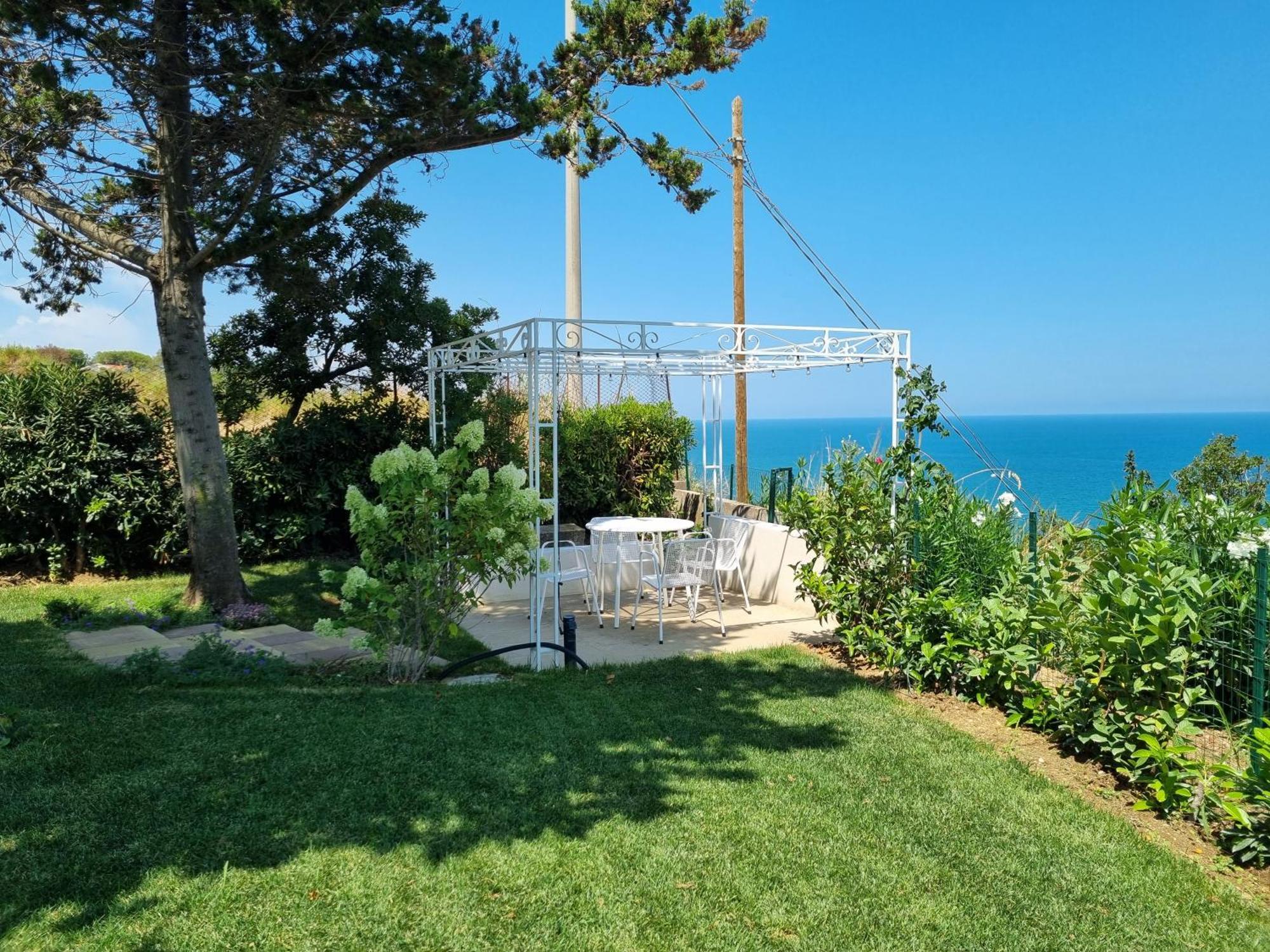 Villa Carezza Del Mare Torino di Sangro Esterno foto